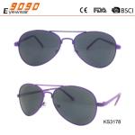 Hot sale style of kids sunglasses ,made of metal , suitable for girls and boys
