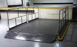 Hydraulic Dock Lift Platform With Hydraulic Motor 4.5KW,3000KG SWL Is A Loading