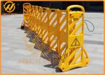 Temporary Road Safety Plastic Traffic Barriers / Expandable Barricade