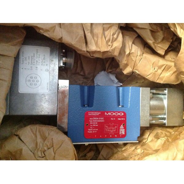 Original Moog Servo Valve from Germany with 280 bar Max Pressure 3 Speed