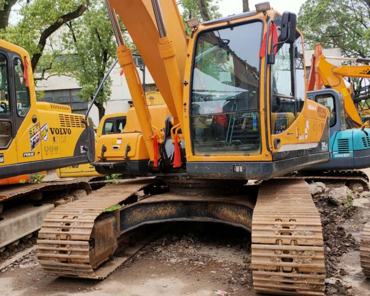 21 Ton Used Hyundai 215 Excavator R215-9 Second Hand Diggers With Original Pump