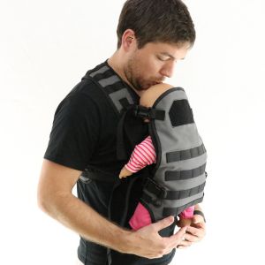 China Functional Baby Carrier Tactical Vest With Breathable Mesh Shoulder Straps factory