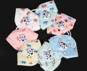China 14x9.5cm Disposable Medical Face Mask Childrens Disposable Face Masks factory