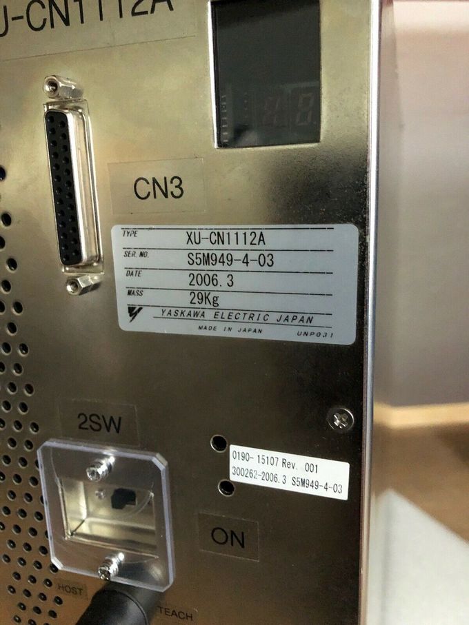 XU-CN1112A S5M949-4-03 YASKAWA Servo Drive  200V INPUT 2AMP 3PH 0