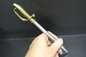 China Sword Style Metal Ballpoint Pen , Customized Retractable Ballpoint Pen 18cm factory