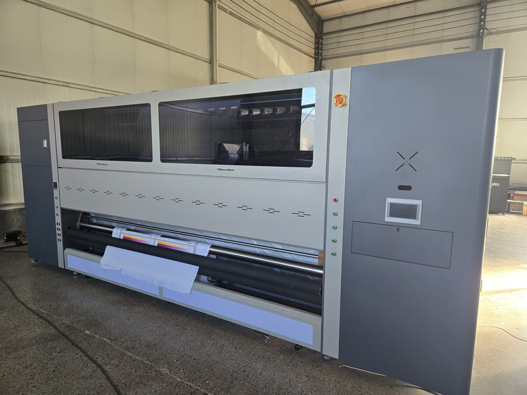4 / 8 Colors 320cm Large Format Dye Sublimation High Speed Flag Printing Machine For Making Custom Flags