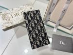 Embossed Vertical CD Christian Dior Mens Wallet Diamond Zippered
