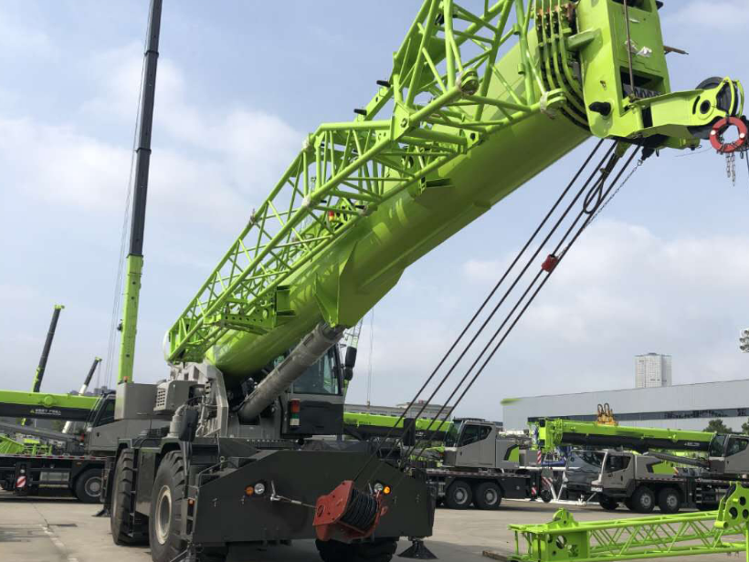 ZOOMLION 60 ton ZRT600 Rough Terrain Crane