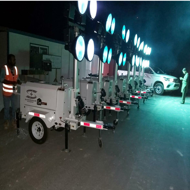 OEM Mobile Solar Light Tower Trailer Mounted Lighting Tower For Outdoor Activities