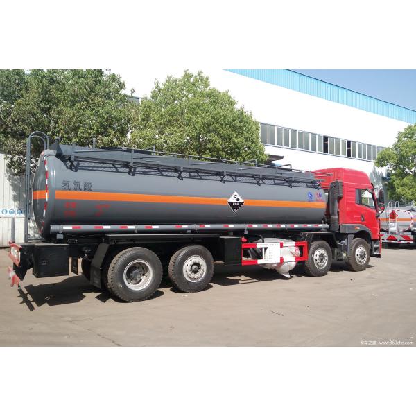 Qingdao Jiefang 260 Horsepower 8X2 Total Weight 31 Ton Volume 18.1 Cubic Meter Chemical Liquid Transporter (Chengliwei Brand)
