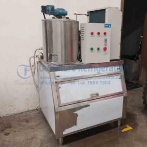 China Refrigerant Gas R404a Ice Flake Making Machine 1.6mm Thickness 1.6Ton/Day on sale