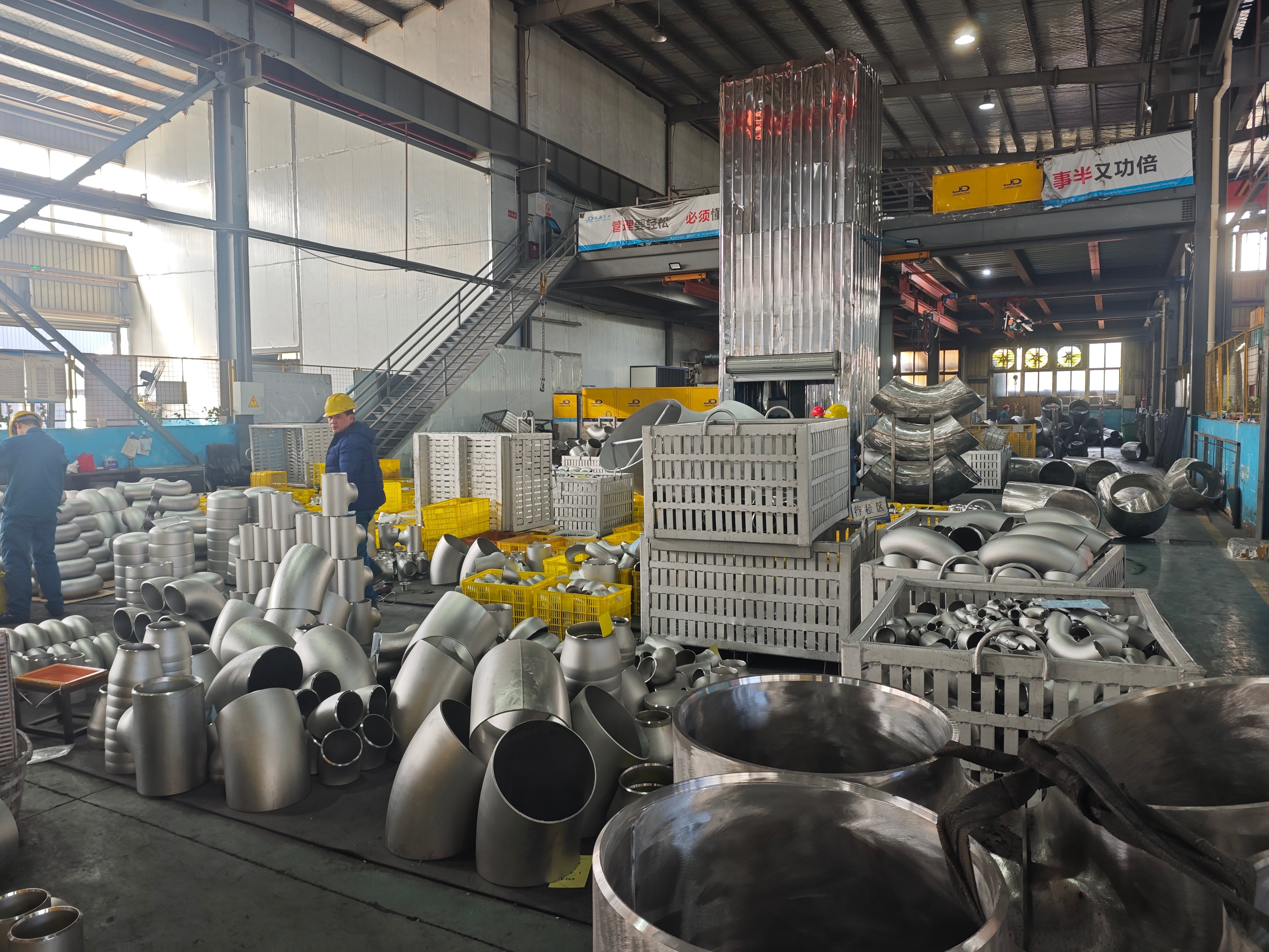 Polishing DN15-DN900 Stainless Steel Stub Ends SS Butt Welded Pipe Fittings