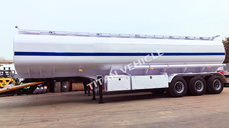 TITAN 40000 Liters 6 Compartments Oil Diesel Fuel Tanker Trailer Fuel Tank Semi Trailer for Sale in Namibia