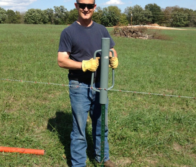 Vineyard Studded Steel T Posts 1.33 Lb Per Foot For Fence
