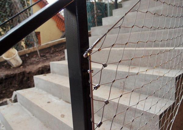 Decorative Ferrule Flexible Stainless Steel Wire Rope Mesh Fence For Stair