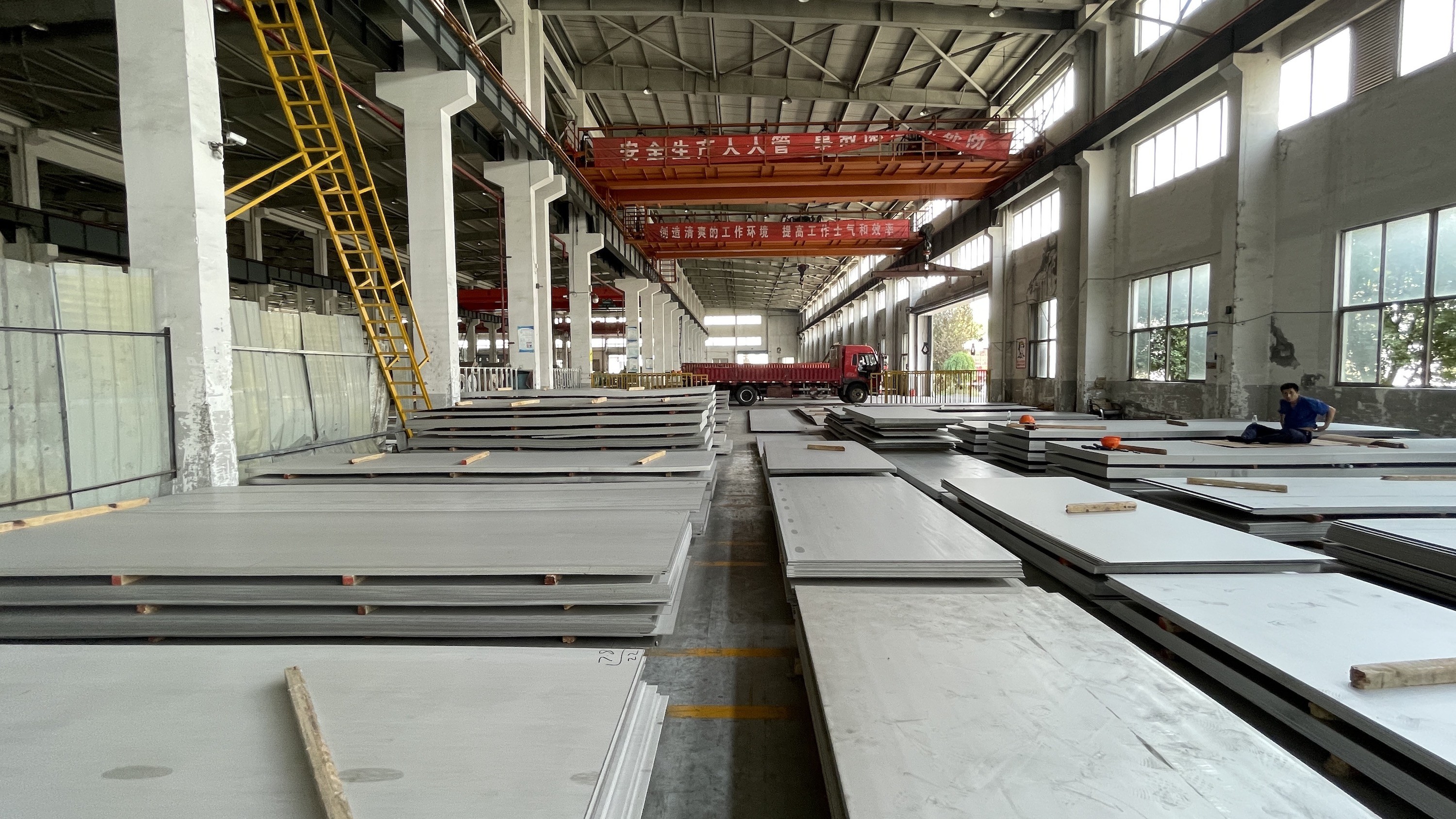 304 316 Hot Rolled Stainless Steel Plate 304l 316l 0.5mm 1.0mm 0.8mm