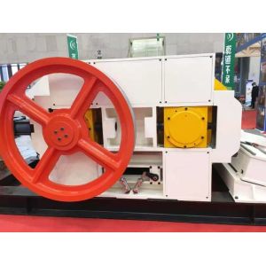 China Automatic Roller Crusher Machine with 400mm Roller Diameter and 500mm Feeding Granularity for Clay Brick Raw Material Processing on sale