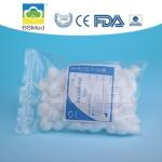 Small Absorbent Surgical Cotton Balls , Disposable Medical Cotton Balls