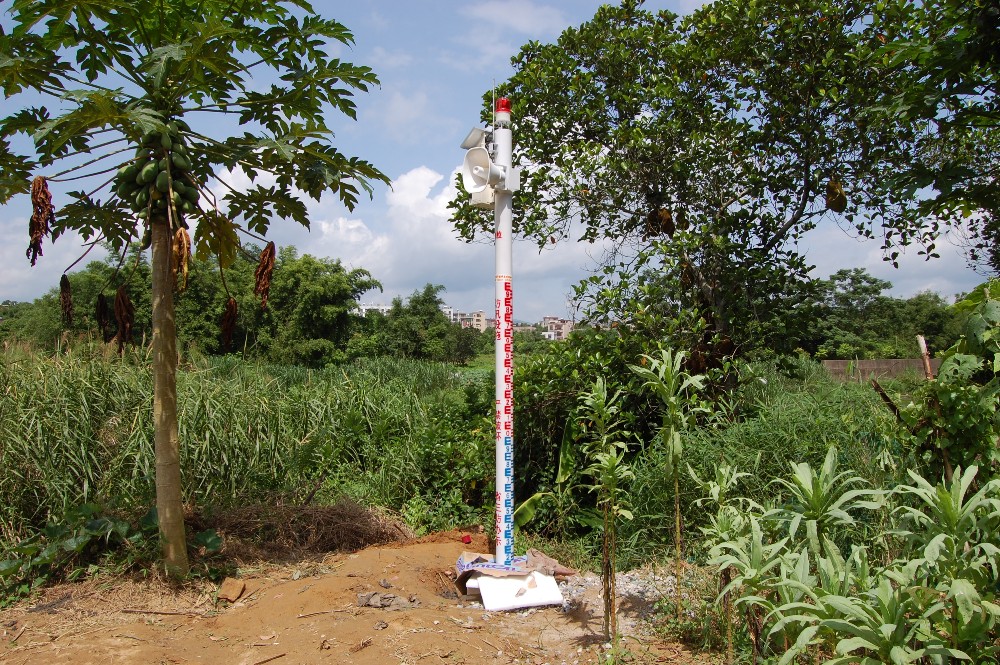Guided Wave Radar Level Transmitter Gauge with 30m/70m Range and Cast Aluminum Shell