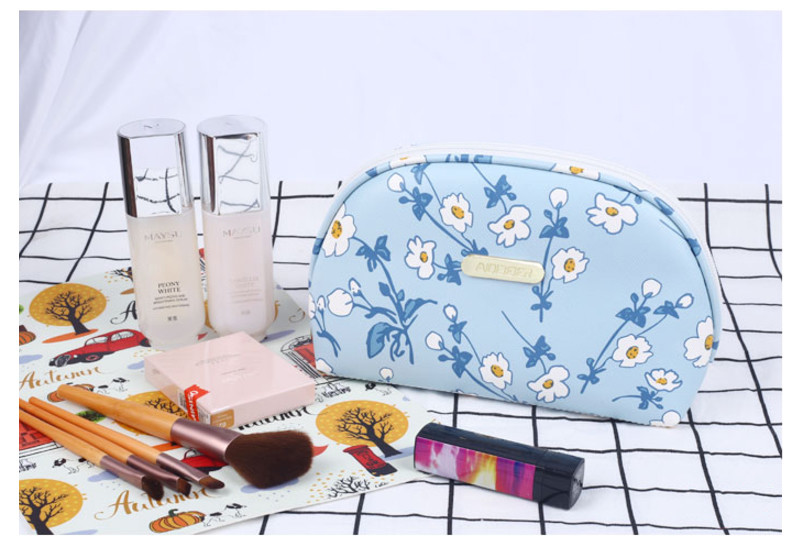 Wholesale Fashion Mini Makeup Bag Travel Small Cosmetic Bag Beauty