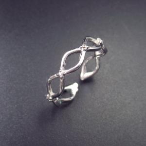 China Infinity 925 Silver Charm Ring European Style / AAA Cubic Zirconia Jewelry factory