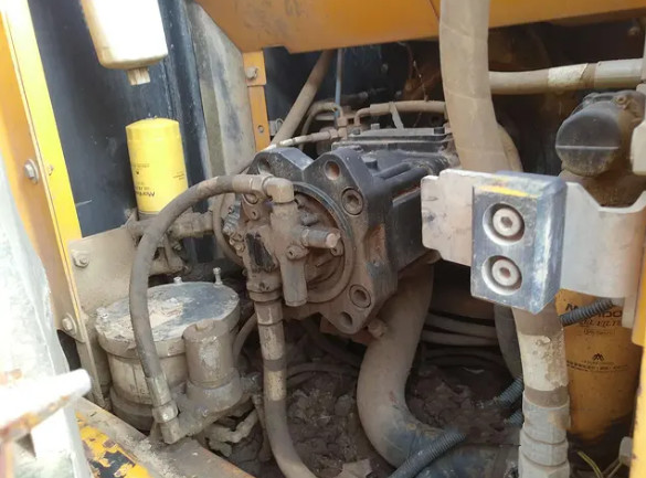 JCB JS220LC Second Hand Excavator Diesel Engine Euro II 129kw