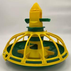 China 5-10 Birds Nipple Drinkers For Broilers PVC meterial Water pipe factory