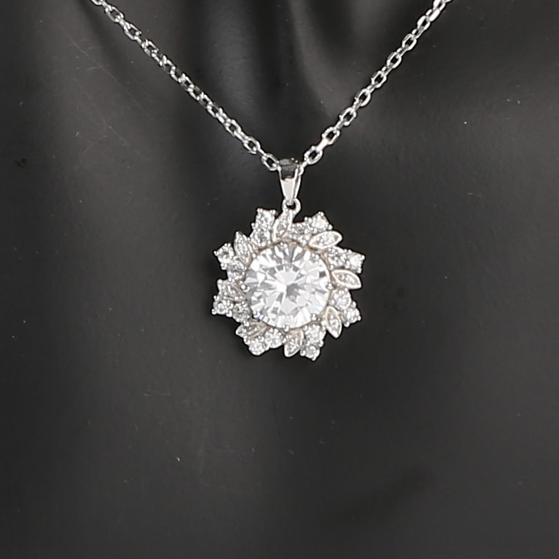 Personalized Laser Engraved Silver Gemstone Pendant For Ladies