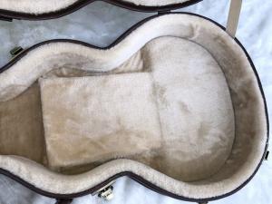 China Musical Instrument Acoustic Wooden Guitar Case With Leather Surface 21 Inch factory