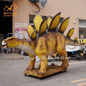 Realistic Animatronic Dinosaur Model for Juassic Park and Dino Park