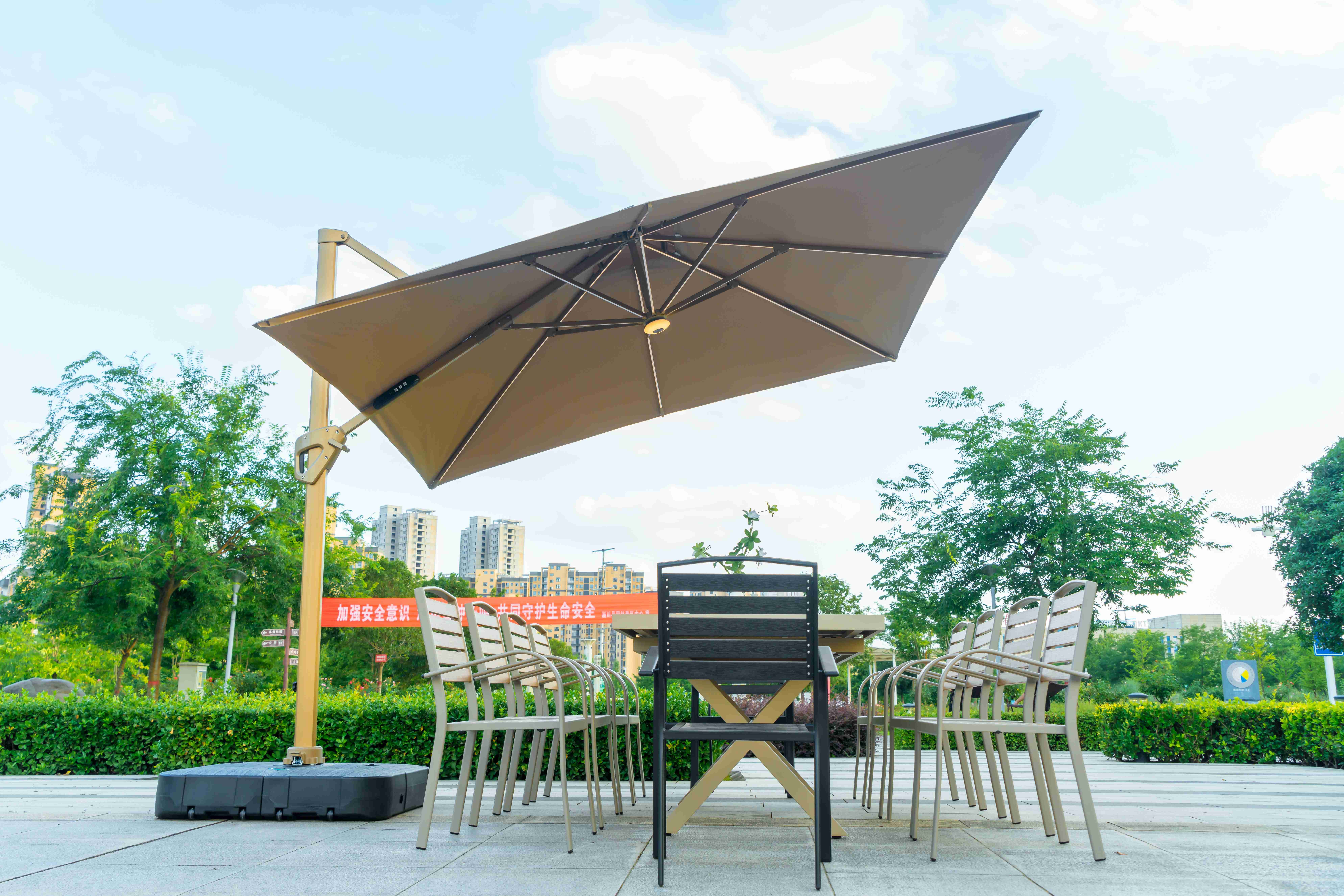 11 Pieces Outdoor Patio Furniture Plastic Wood Expandable Aluminum Garden Table And 8 Chairs