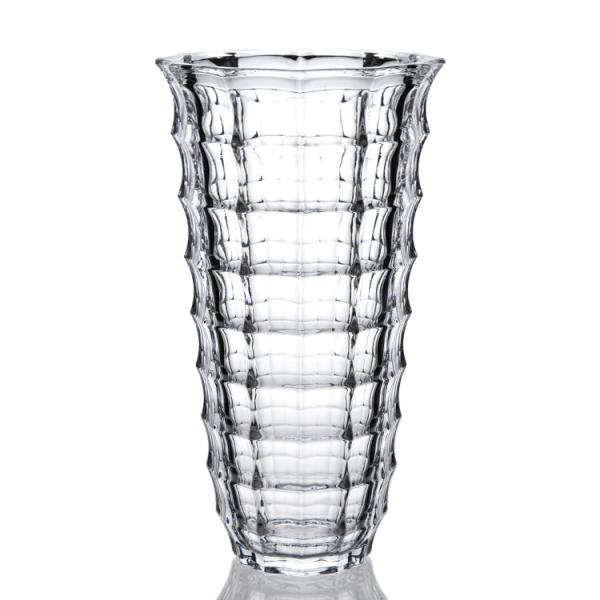 China High Quality Window Collection Transparent Clear Engraved Exquisite Glass Vase factory
