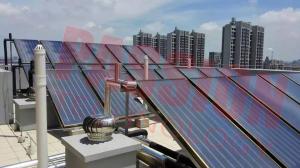 China CE Flat Plate Solar Collector For Hotel Heating System , Copper Pipe Solar Heat Collector factory