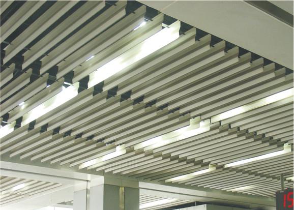 Custom Made Decorative Suspended White Aluminium Baffle Ceiling , Architectural