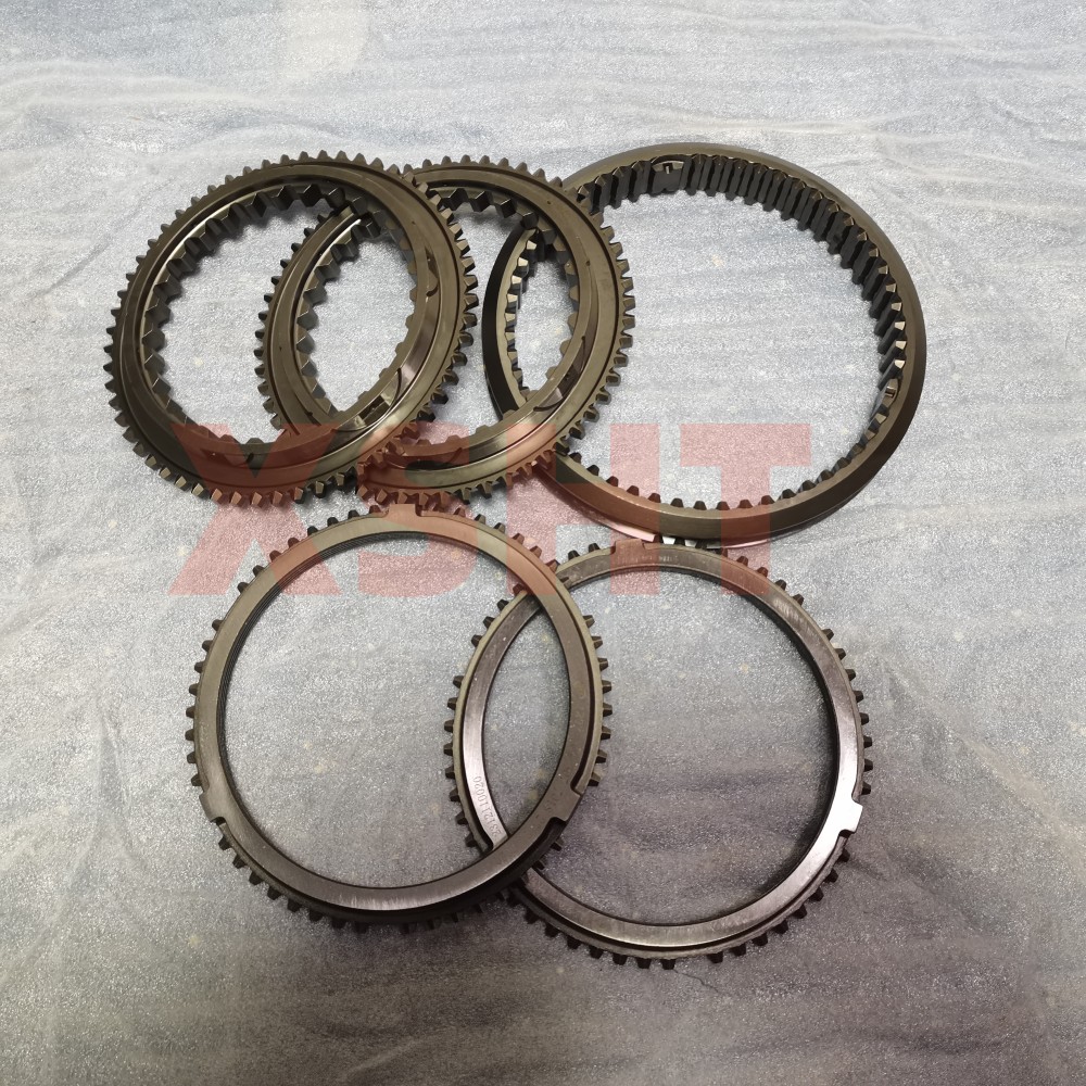 Filter for HOWO and Shacman Trucks Replace/Repair Part 612600190993 at Affordable