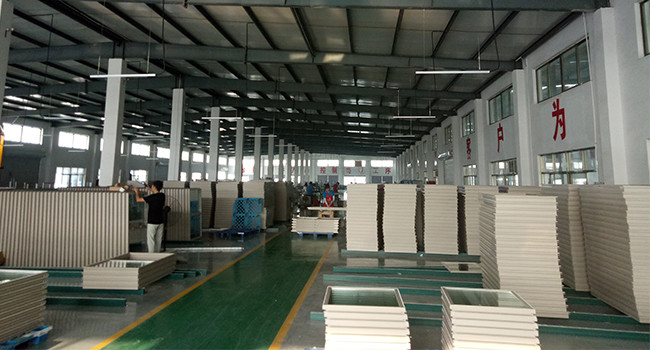 Tudor Home UPVC PVC Aluminium Windows Single Hung With Mesh