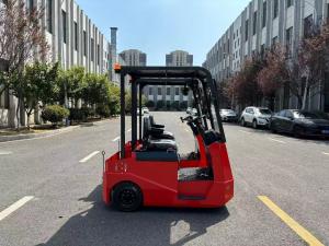 China 4Ton Electric Towing Vehicle For Hospitals And Healthcare Facilities factory