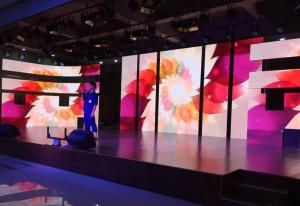 China Front Service P3 Led Indoor Display Thickness 120mm High Refresh Rate factory