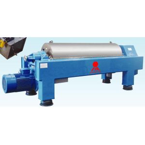 China Inlet Capacity 5~18m 3/h Horizontal Decanter Centrifuges Used for PVC Sludge factory