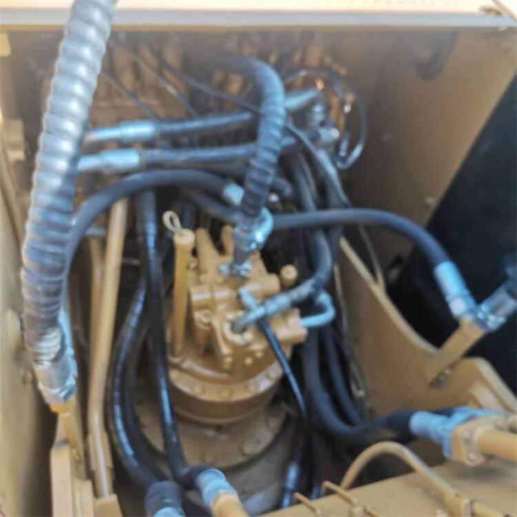 Original Japan Used CAT320D2 CAT320D Caterpillar Excavator Moving Type Crawler Chain
