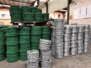 China 2.8mm Plastic Pvc Coated Barbed Wire factory