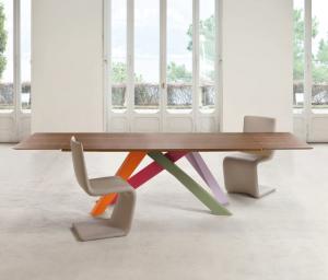 China Solid Wood Top Commercial Dining Table Rectangular Shaped Environmentally Friendly factory