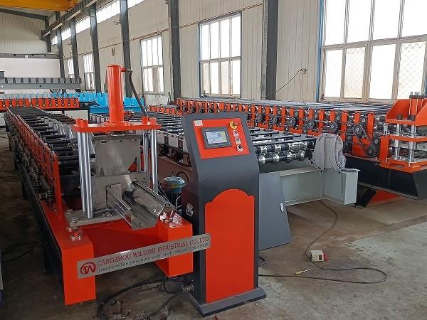 China Fully Automatic Rain Gutter Roll Forming Machine Drainage System Production Line factory