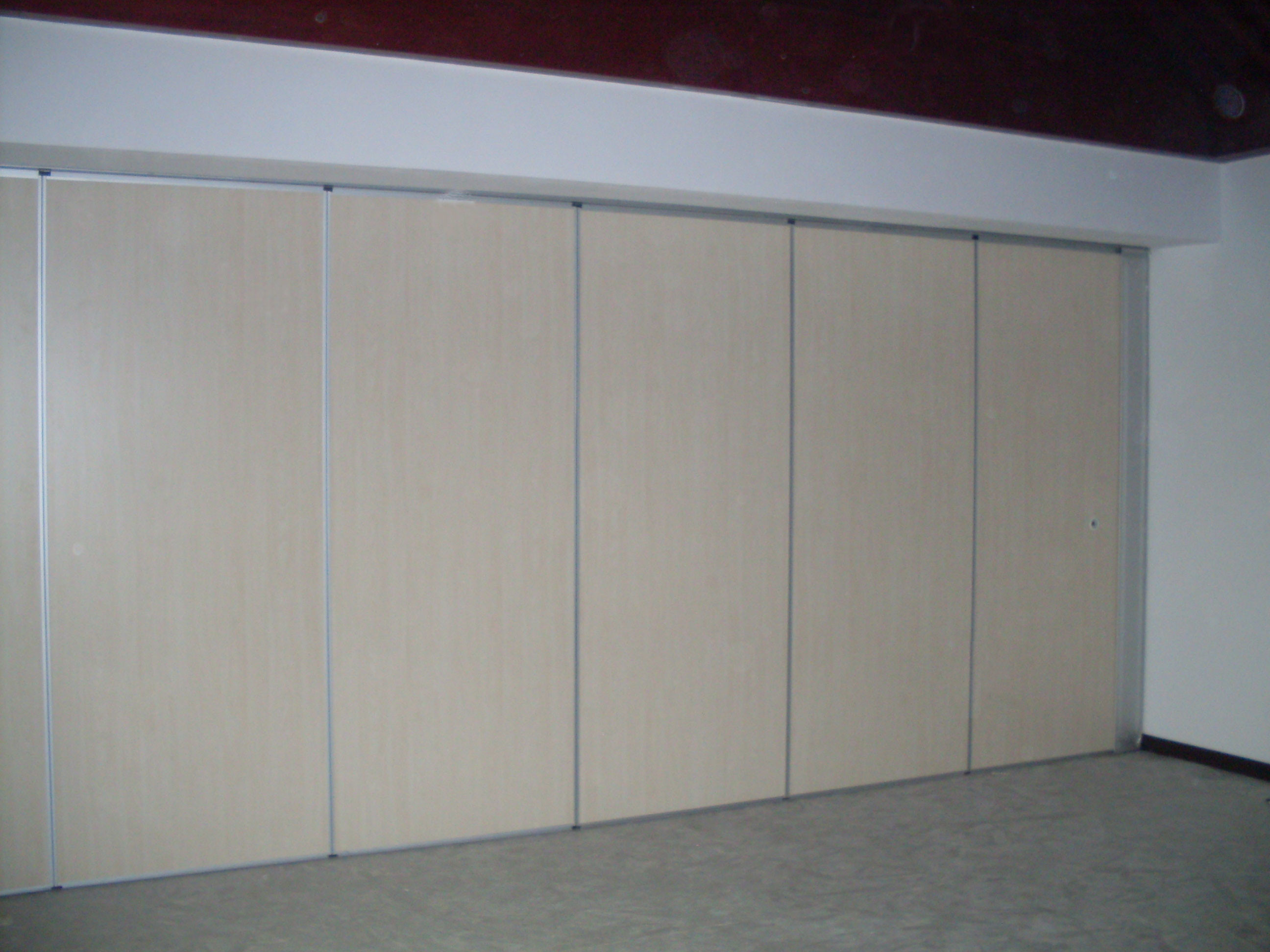 Classroom Sliding Wall Dividers / Banquet Hall Soundproof Operable Partition Walls