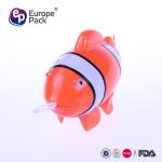 Plastic toy fish line drives fish swimming