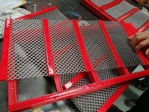 China High Wear Resistance Self Cleaning Mesh PU Polyurethane 1.5mm-45mm Aperture factory