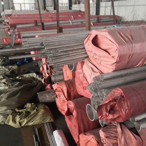 China Extruded 304L SS Steel Pipes 50mm Stainless Steel Pipe Anti Corrosion on sale