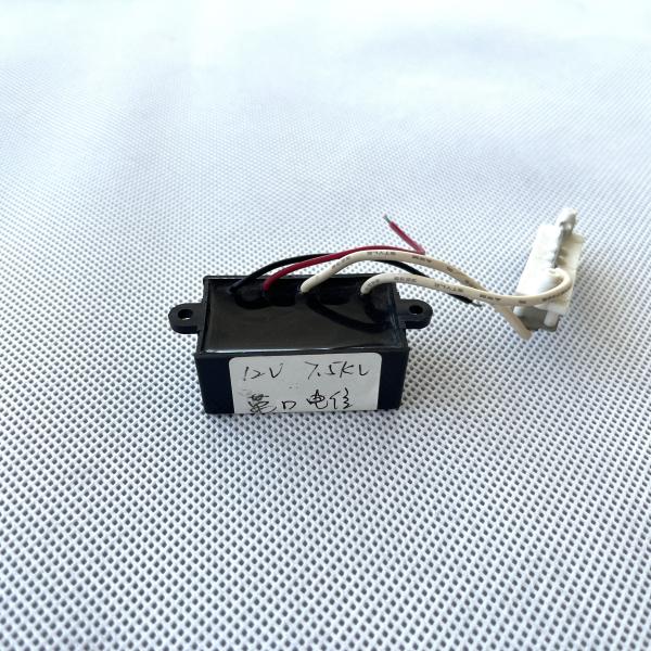 China Customizable DC12V Negative Ioniser 7.5kv With Potential Emission factory