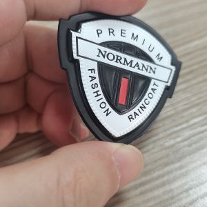 Custom Design Round Free Design Garment Labels and TPU Badges for Multi-Usage