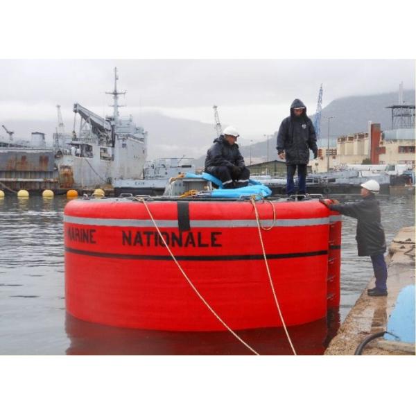 China EVA Polythene Cylindrical Marine Mooring Buoy With Customized Color factory